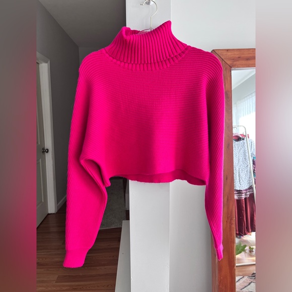 House of Harlow 1960 Sweaters House Of Harlow 96 Pink Peacock Long Sleeve Cropped Turtleneck Sweater Nwt Poshmark